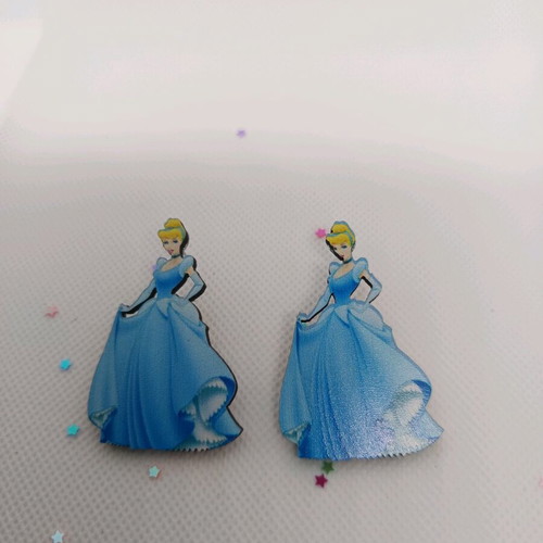 Wooden Disney Cinderella Earrings new, blue