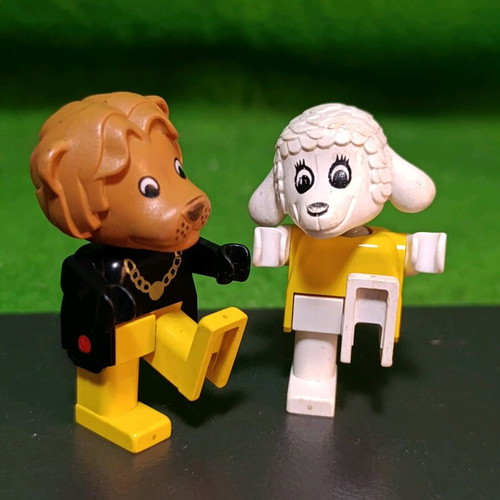 Lego Fabuland vintage 80s figures Lion and Sheep used