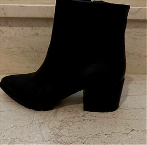 Glamazons ankle boots