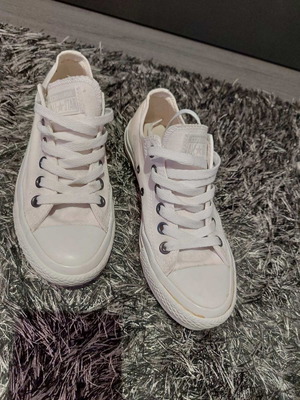 Converse athletic shoes used, white, size 37