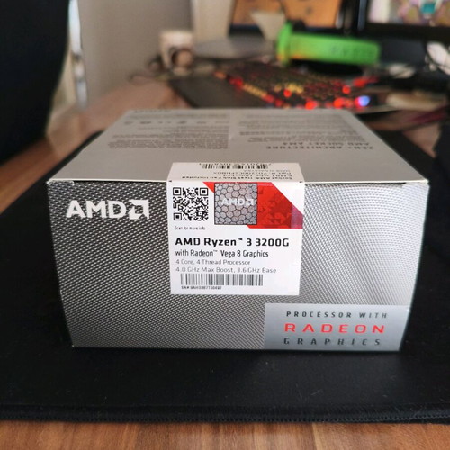AMD Ryzen 3 3200G CPU box new, 3.6 GHz AM4 processor