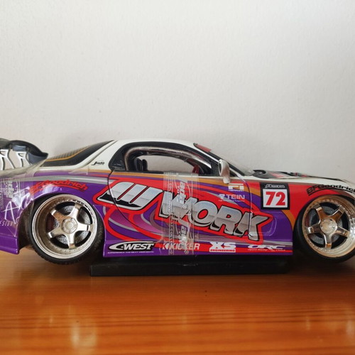 Mazda RX-7 Diecast Model 1:18 Scale Jada Toys Import Racer, like new