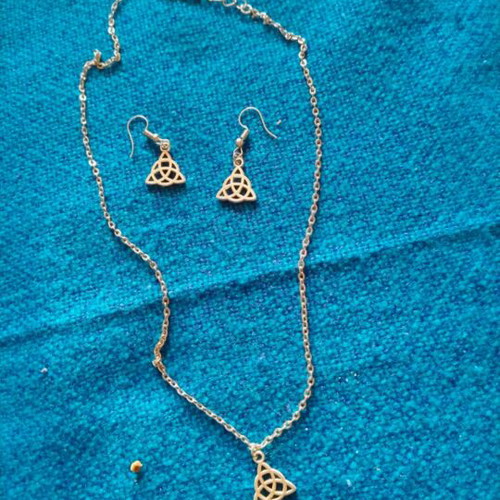 Jewelry set new, gray necklace and earrings