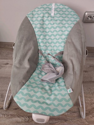 Baby bouncer used, in good condition
