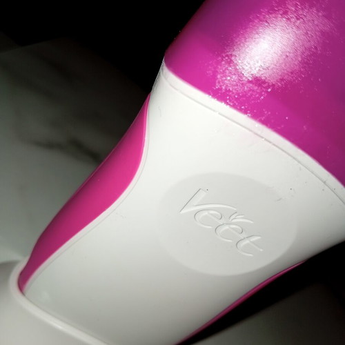 Veet Wax Heater with Base and Case like new