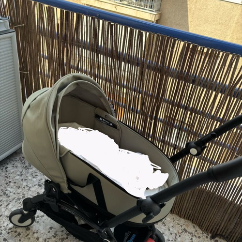 Yoyo BabyZen Baby Carrycot olive like new