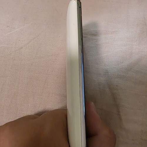 iPhone 3G 16GB used, white, model A1241