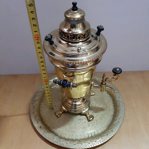 Rare oriental samovar like new with bronze tray