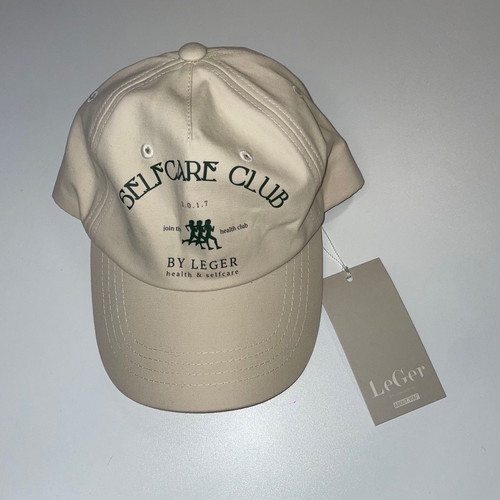 LeGer jockey hat new