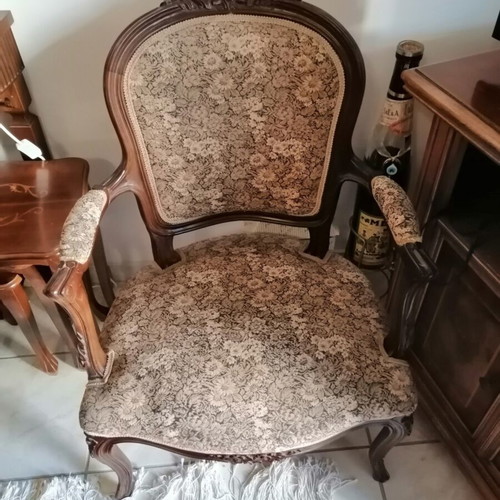 Vintage chairs and small table used