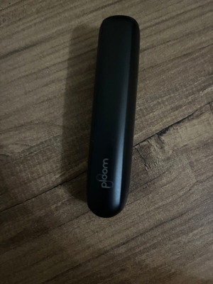 Ploom Aura Jet Black e-cigarette