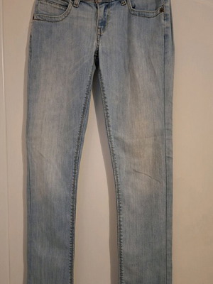 Levi's jeans 27x32 turquoise like new