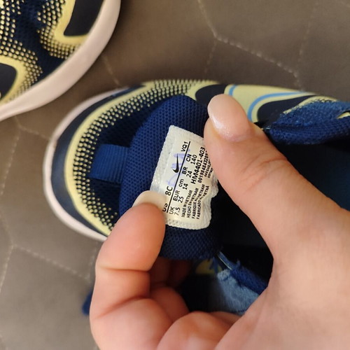 Nike children's sports shoes size 25