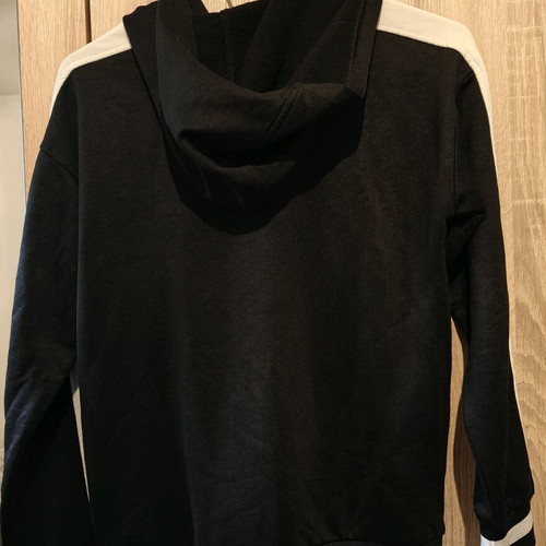 Sisley thin cardigan used, size small, black and white