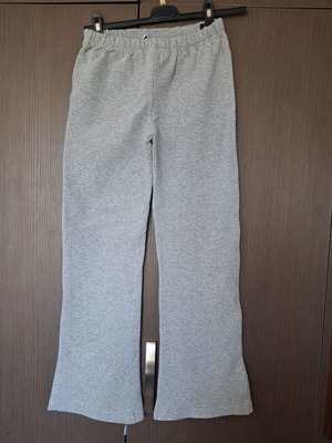Elastic sweatpants for girl 12-14 years, like new, slightly flared, gray