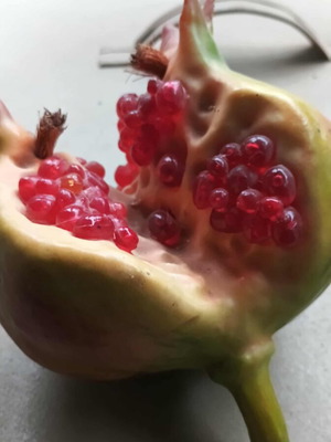 Ρόδι διακοσμητικό επιτραπέζιο σαν καινούργιο, εποχής 1995