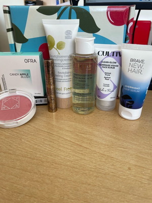 Cosmetic set new with products by OFRA, KVD, FEEL FREE, ECLAT SKIN, CULTIV, BRAVE NEW HAIR