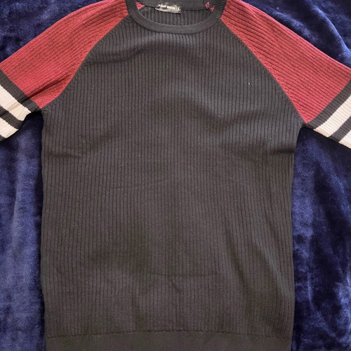Women's blouse like new, size XL, black and red