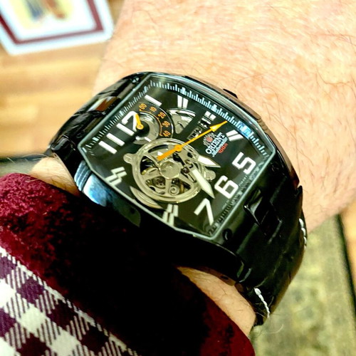 Orient automatic watch like new with waterproof sapphire crystal