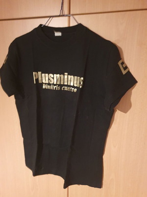 Casual t-shirt black size Large like new