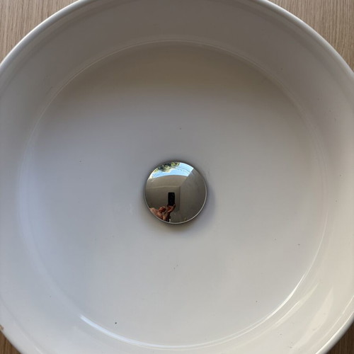 Bathroom sink like new, round 35 cm, white glossy porcelain, countertop