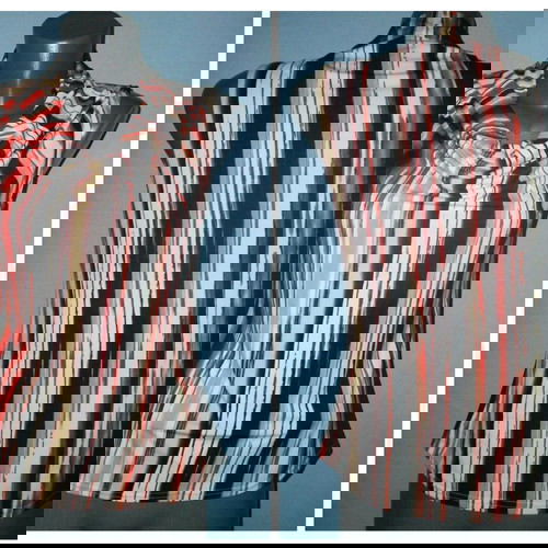 Μπλούζα χωρίς μανίκια με ρωμαϊκή λαιμόκοψη σαν καινούργια