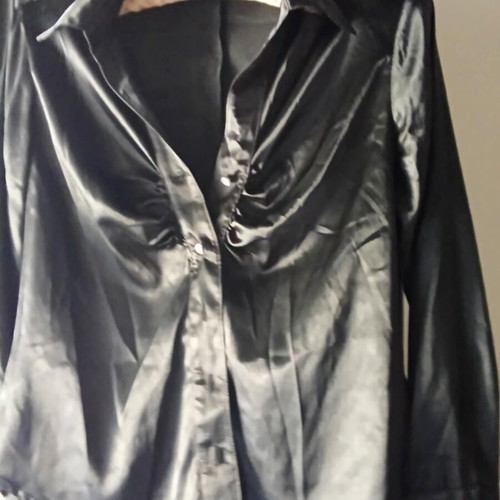 Satin black shirt new with strass buttons