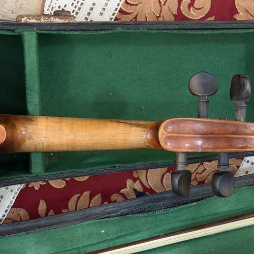 Violin copy Stradivarius