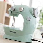 Mini sewing machine like new