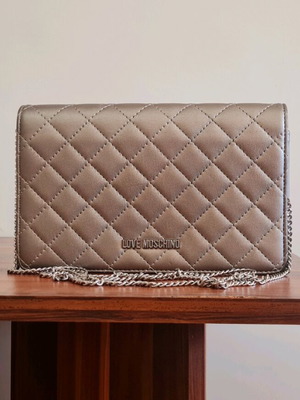 Love Moschino crossbody bag new, silver