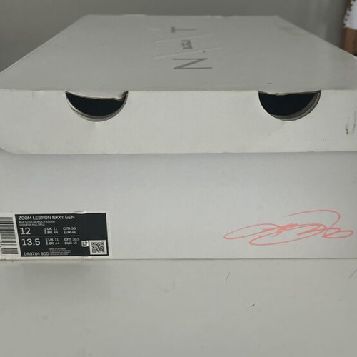 LeBron basketball shoes used, size 46, blue and orange Nike sneakers