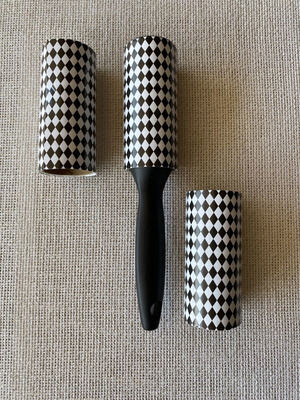 Lint Roller with 2 Replacement Rolls like new