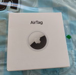 Apple AirTag tracker, sealed