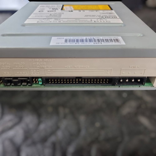 Sony DVD/CD RW Drive Model DW-Q30A IDE like new, black