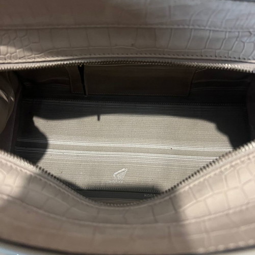 HOGAN handbag used, medium size, greige color