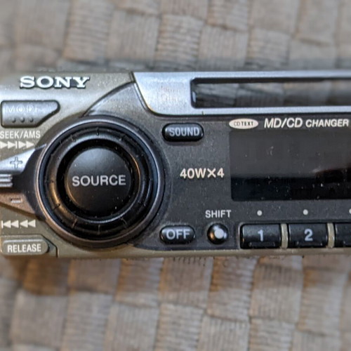 Sony MDX-C7900R minidisc player like new with 5 rewritable minidiscs