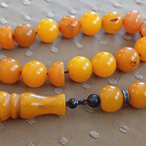 Mastic Kompoloi worry beads, vintage bakelite, silver elements