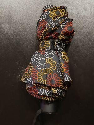 Umbrella like new with floral design medium size