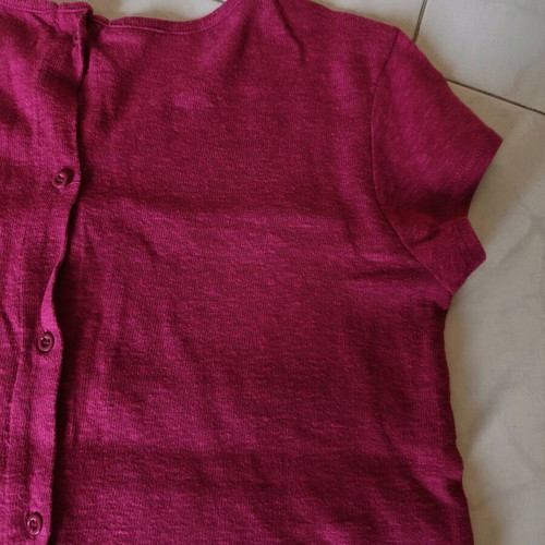 Pull & Bear pink short-sleeve top like new with buttons on back