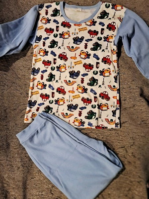 Cotton pajama used for 8-9 years warm