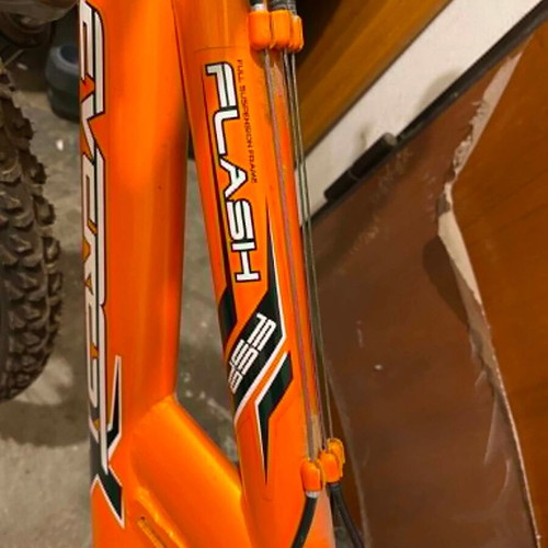 Everest X-Treme 26" full-suspension mountain bike, orange