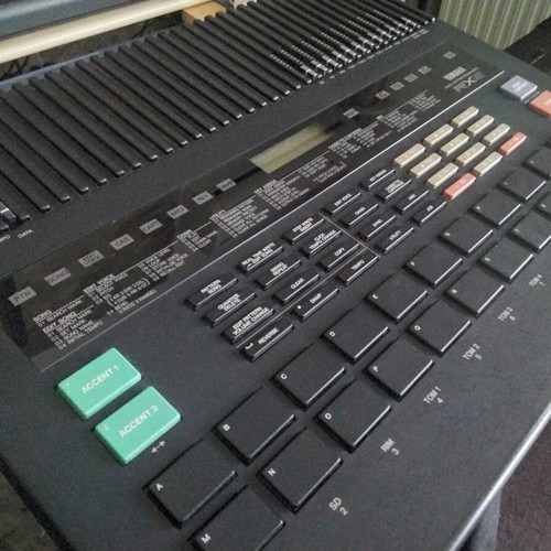 Yamaha RX5 Drum Machine used in excellent condition