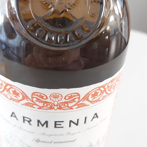 Armenia Apricot Semisweet Apricot Flavored Drink 750ml sealed