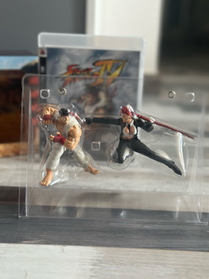 Street Fighter IV Collector Edition PS3 μεταχειρισμένη με φιγούρες και manual