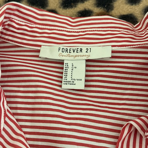 Forever 21 Striped Crop Shirt like new, size L, white and red