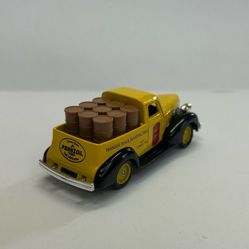 Lledo 1986 Chevy 1938 Pick Up Pennzoil new