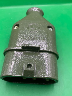 Metal plug 4x16 female new