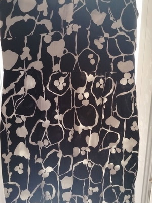 Lola women's dress black and white knee-length like new