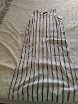 Marks & Spencer summer dress like new, black and white, size L