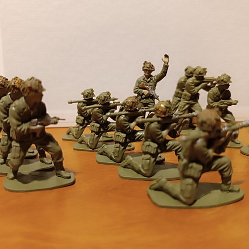 Airfix Modern German Infantry 1/32 figures used, set of 30
